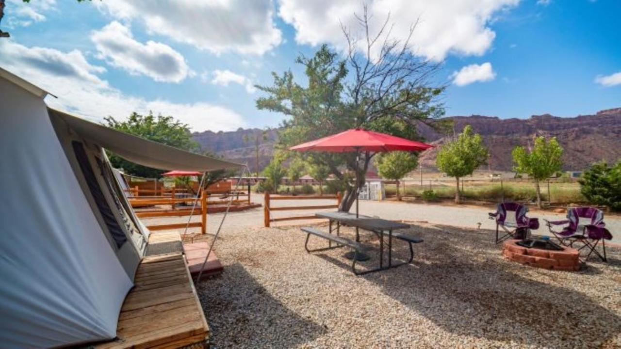 Funstays Glamping Setup Tent In Rv Park #2 Ok-T2 Moab Εξωτερικό φωτογραφία