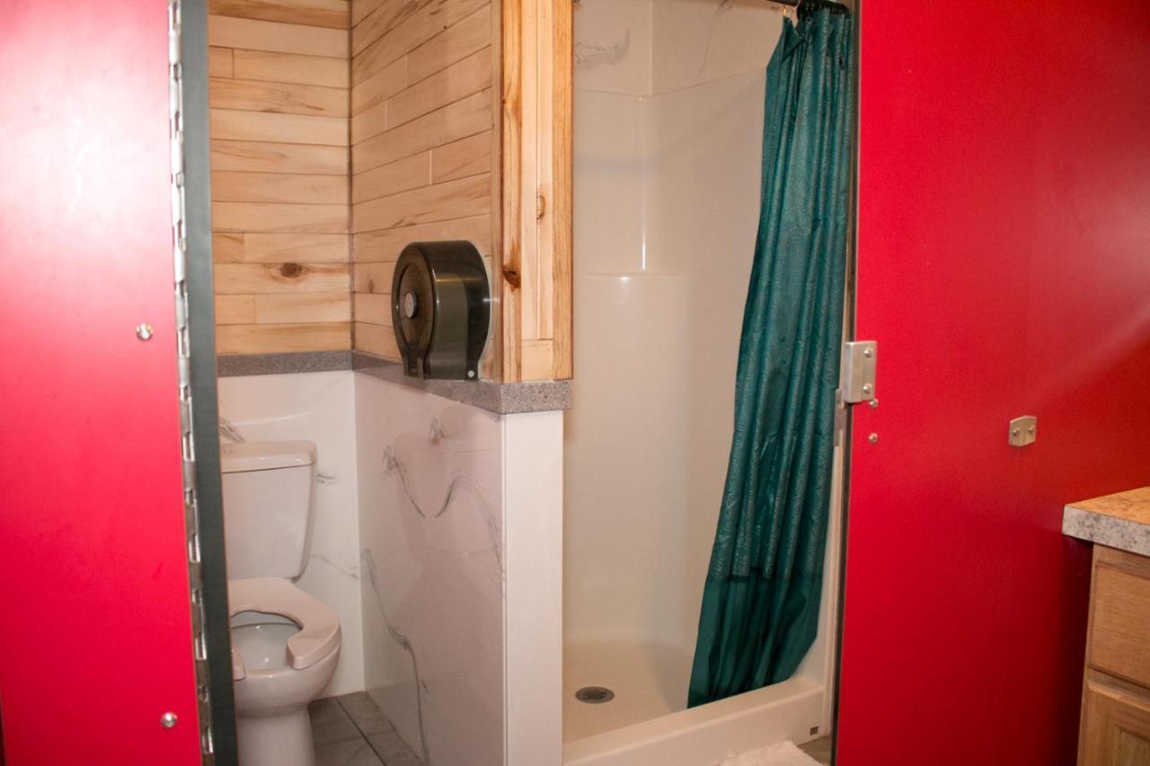 Funstays Glamping Setup Tent In Rv Park #2 Ok-T2 Moab Εξωτερικό φωτογραφία
